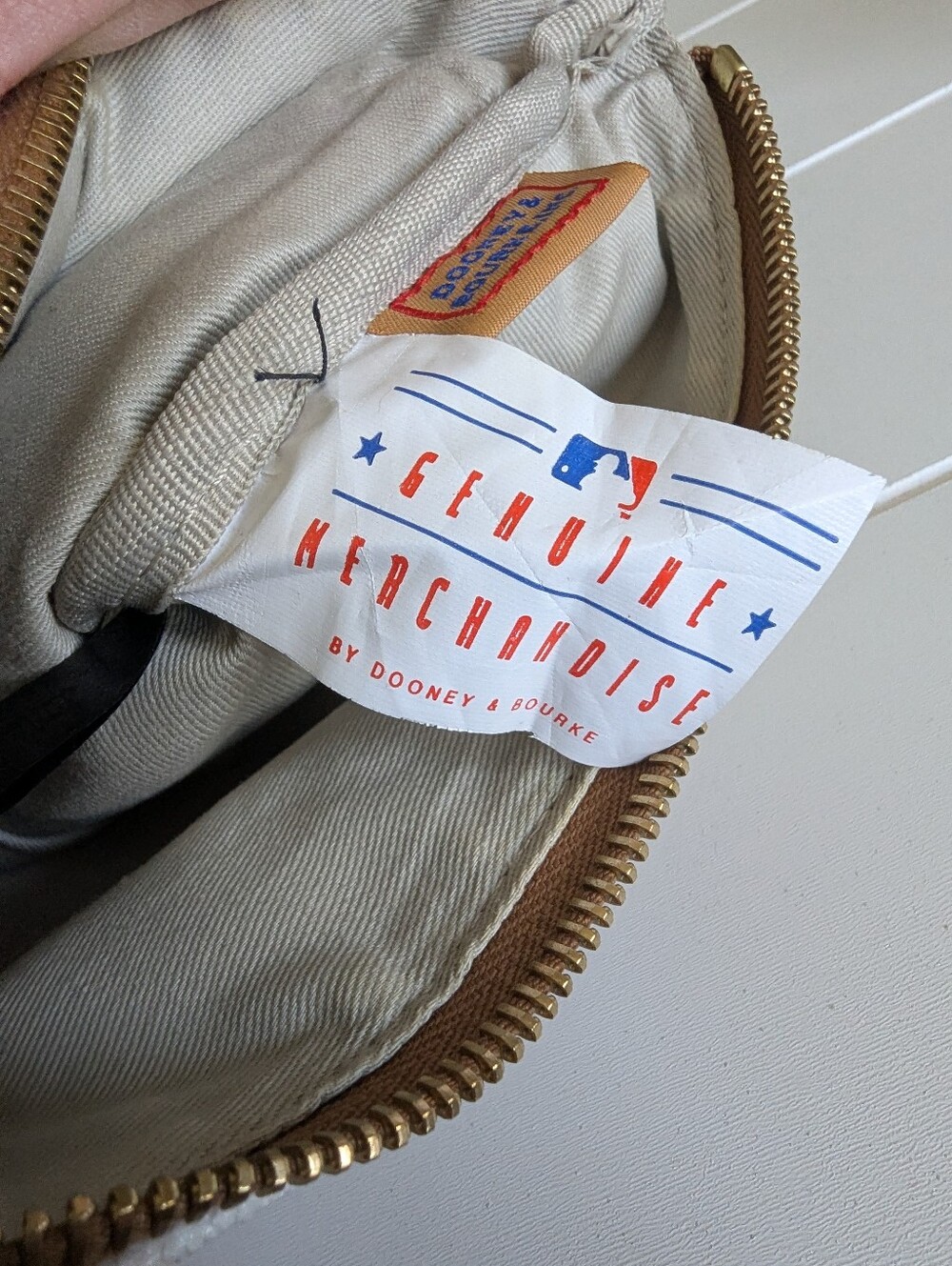 Dooney & Bourke Los Angeles Angels Crossbody Bag in White/Red - Picture 11 of 14